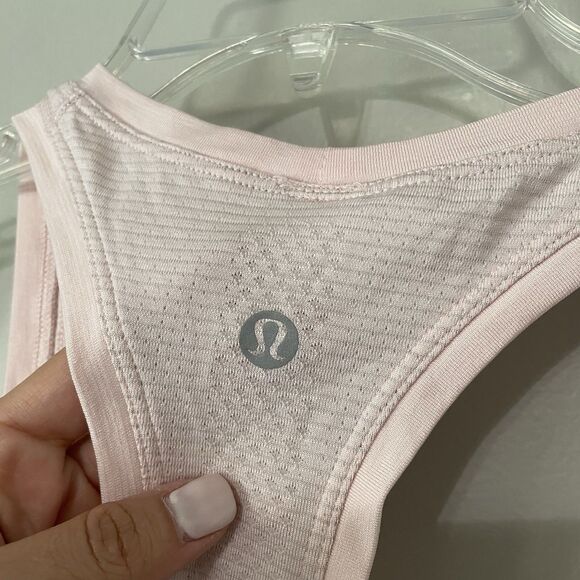 Lululemon Size 4 Pink Blush Sleeveless Cropped Racerback Swiftly Tank Top - Picture 5 of 6